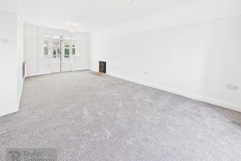 undefined, Three Bridges Road, Crawley