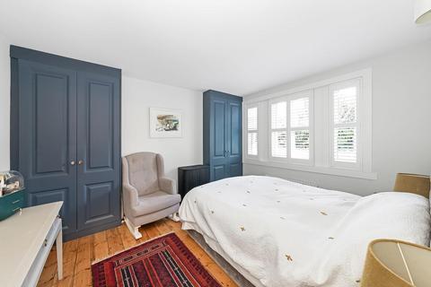 3 bedroom flat for sale, Devonshire Road, Forest Hill, London, SE23