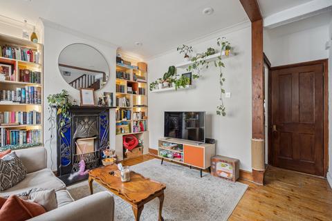 3 bedroom end of terrace house for sale, Ashdon Road, Bushey, WD23