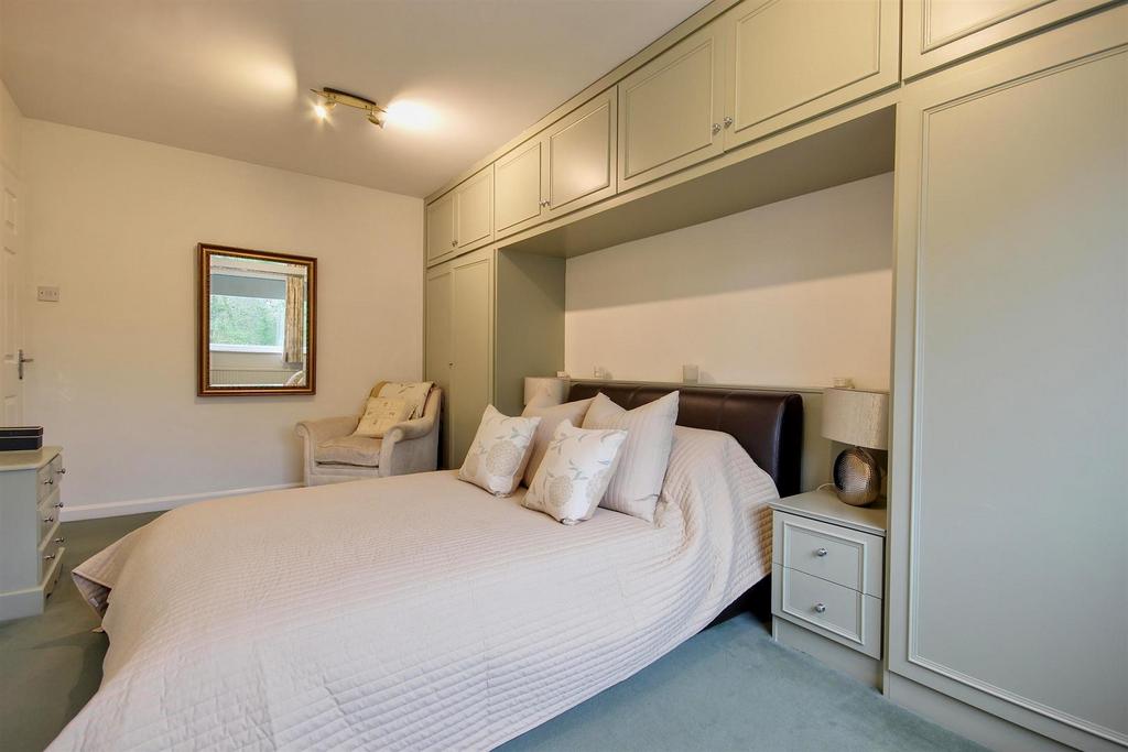 Bedroom 1 (rear)