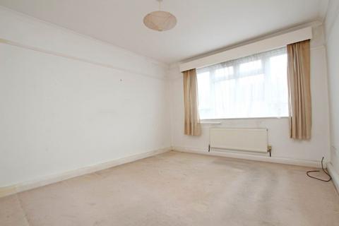 2 bedroom flat for sale, Moat Croft Road, Eastbourne, BN21 1NH