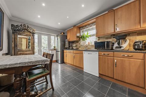 undefined, The Crescent, Bricket Wood, St. Albans