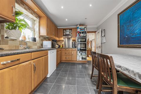 undefined, The Crescent, Bricket Wood, St. Albans