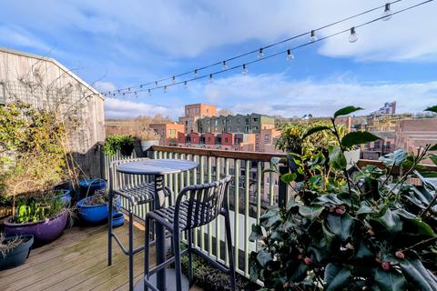 3 bedroom flat for sale, Ouse Street, Newcastle Upon Tyne, NE1