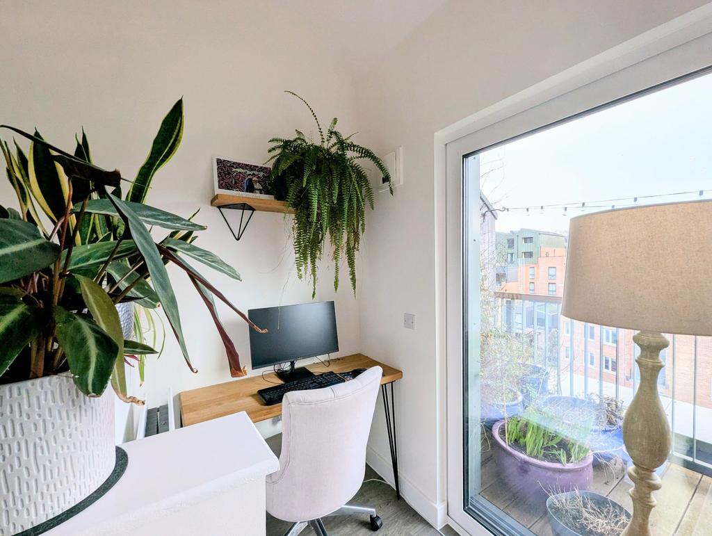 Lounge/Office space