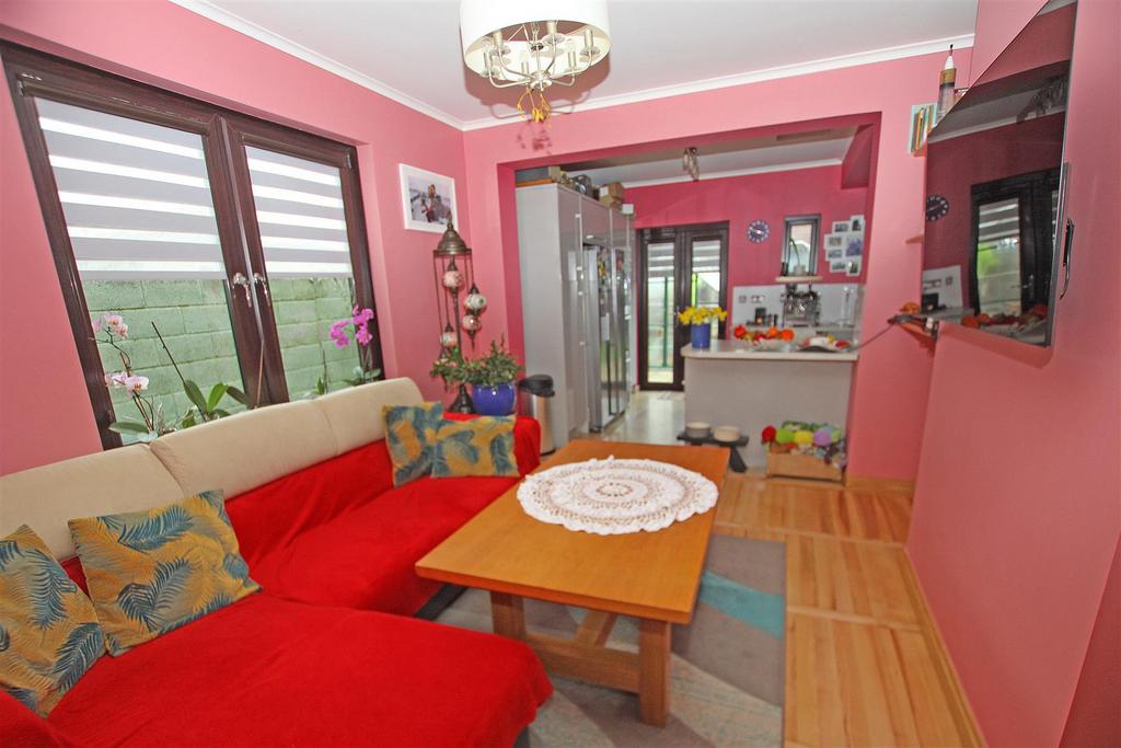 Sitting room.jpg