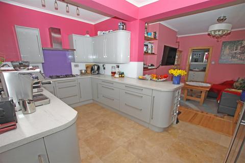 3 bedroom detached bungalow for sale, Kinson Road, Bournemouth