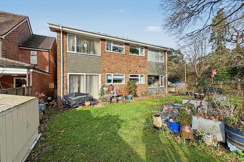 1 bedroom flat for sale, Broadstone