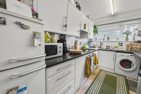 1 bedroom flat for sale, Broadstone