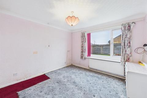 2 bedroom detached bungalow for sale, Thoresby Avenue, Bridlington