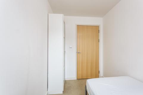 2 bedroom flat to rent, The Roundhouse, Gunwharf Quays, Portsmouth, PO1