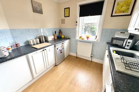 2 bedroom apartment for sale, Ashley Road, Parkstone, Poole, BH14