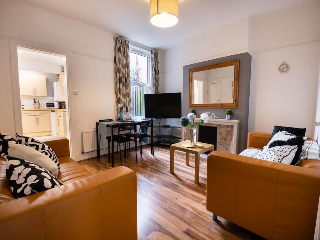 40 St Martins Road C