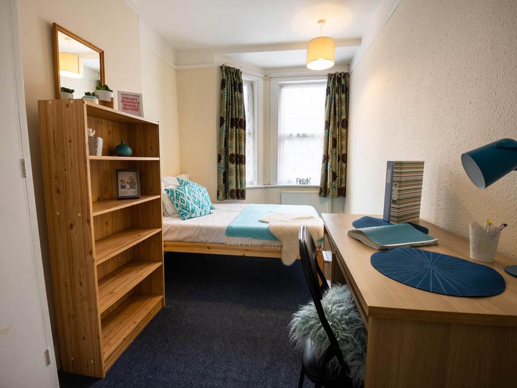 40 St Martins Road C