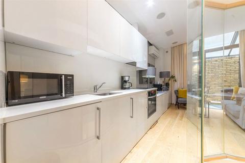 1 bedroom flat for sale, Bedfordbury, London WC2N