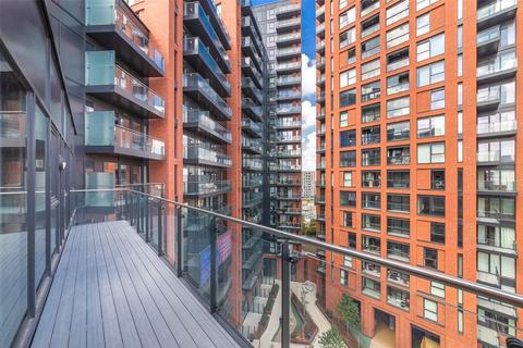 3 bedroom flat for sale, Handlebury House, Orchard Wharf E14