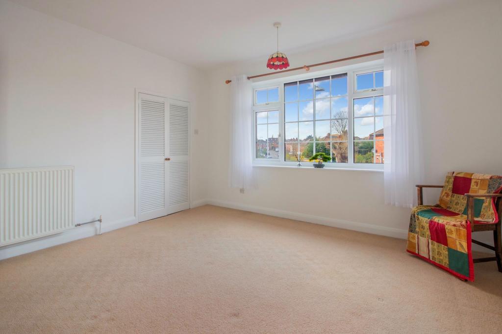 Bedroom 1b