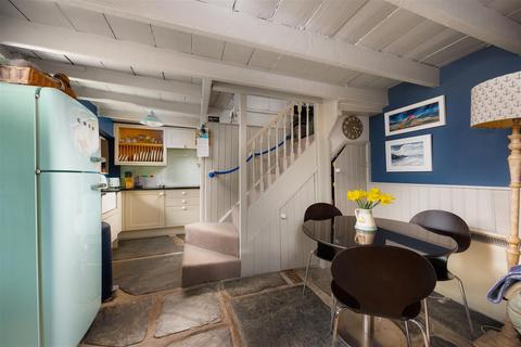 undefined, Port Isaac
