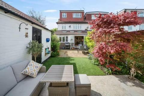 undefined, Eastbourne Gardens, East Sheen, SW14