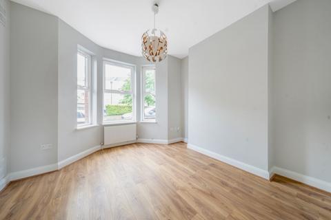 1 bedroom flat to rent, Medlar Street, London, SE5