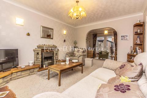3 bedroom bungalow for sale, Coupe Green, Preston PR5