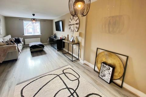 2 bedroom flat for sale, Brigadier Drive, West Derby, Liverpool, L12