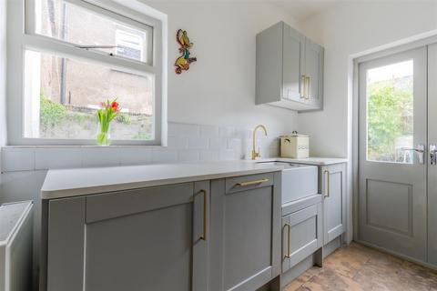 undefined, Daisy Street, Cardiff CF5