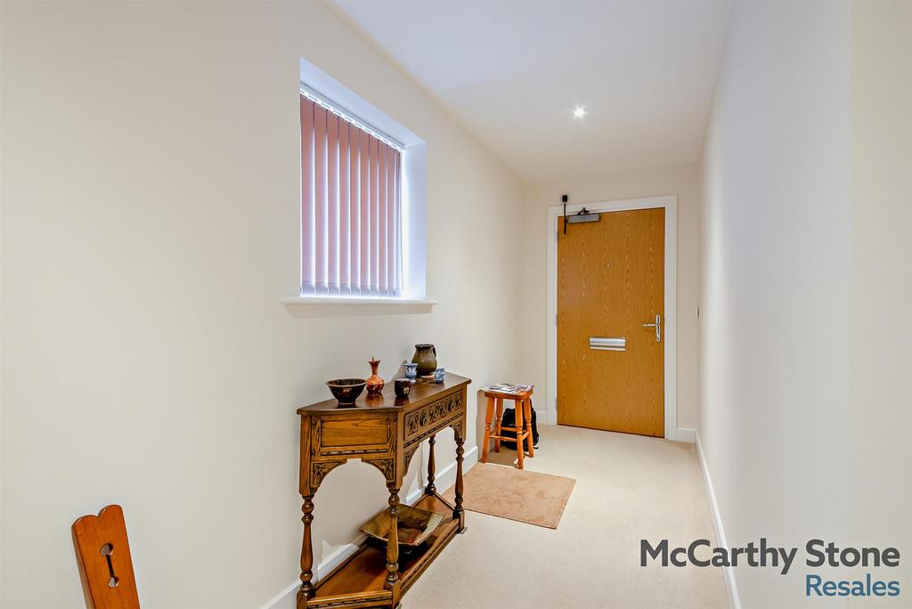 8678096-interior17-800.jpg