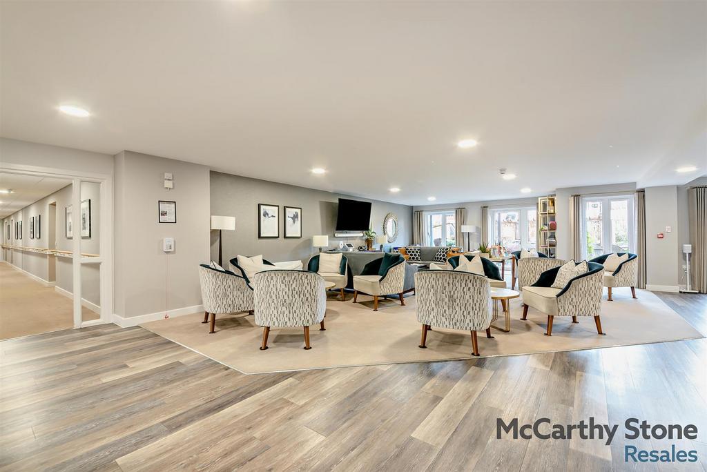 8678096-interior02-800.jpg