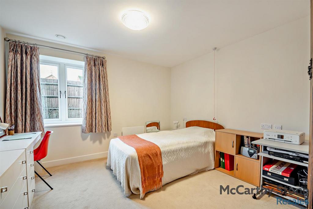 8678096-interior07-800.jpg