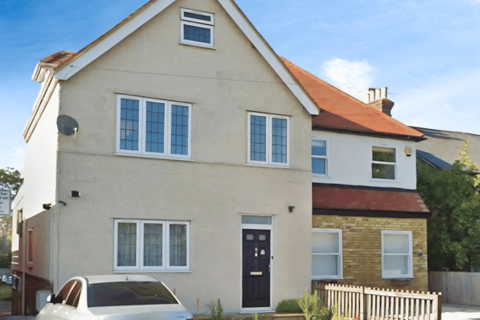 2 bedroom apartment to rent, Stomp Road, Burnham SL1