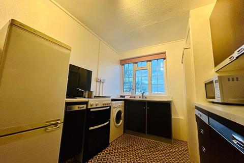1 bedroom flat to rent, Ballards Lane, London N3