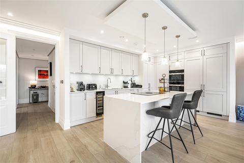 3 bedroom penthouse for sale, Watford Road, Radlett