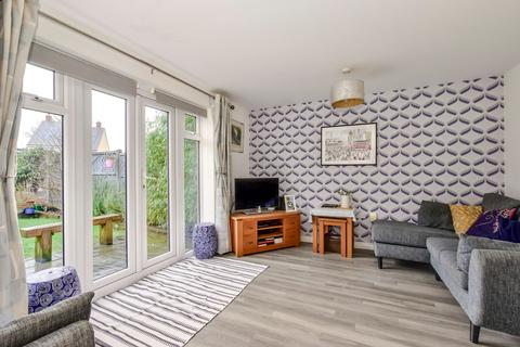 3 bedroom end of terrace house for sale, Tait Place, Watford, WD25