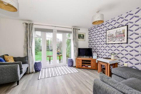 3 bedroom end of terrace house for sale, Tait Place, Watford, WD25