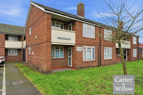 1 bedroom maisonette for sale, Rainham Road South, Essex