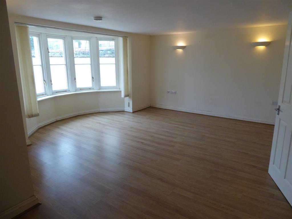 Living Room.JPG