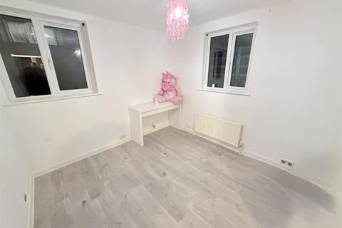undefined, The Wells Road, Nottingham NG3