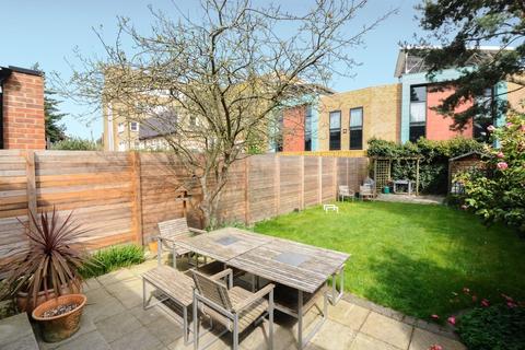 4 bedroom terraced house for sale, Birchlands Avenue, Balham, London, SW12