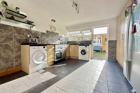 2 bedroom terraced house for sale, Southwell Road, Rochester ME2