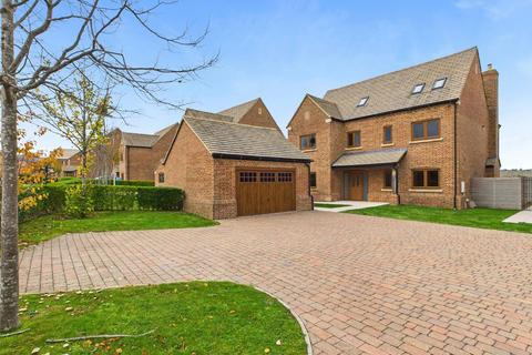 6 bedroom detached house for sale, Seven Acres Close, Main Road, Minsterworth, Gloucester, GL2