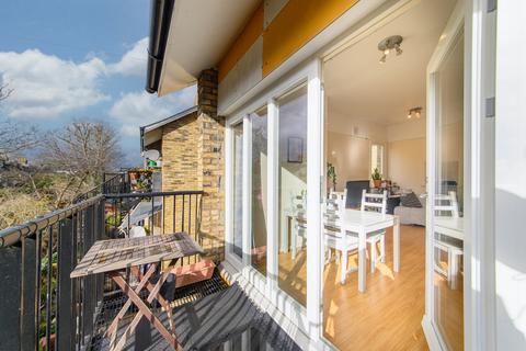 3 bedroom apartment for sale, Hargrave Park, Archway Road, N19