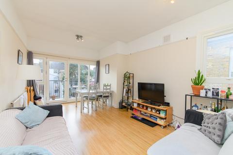 3 bedroom apartment for sale, Hargrave Park, Archway Road, N19