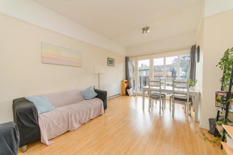 3 bedroom apartment for sale, Hargrave Park, Archway Road, N19