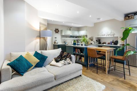 2 bedroom apartment for sale, Highbury New Park, London, N5