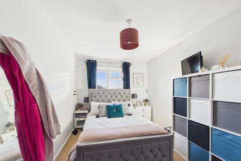 undefined, Teesdale Road, Slough, Berkshire, SL2