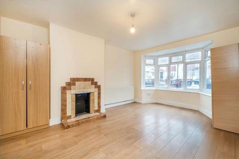 undefined, Tokyngton Avenue, Wembley HA9