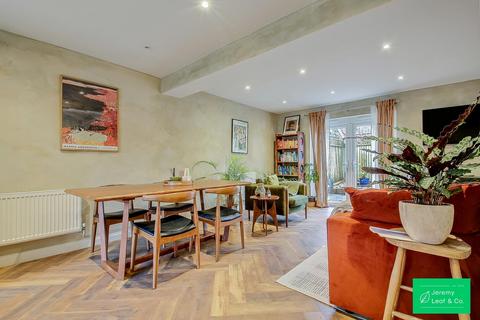undefined, Brownswell Road, London