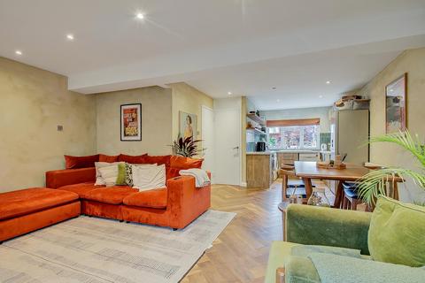 undefined, Brownswell Road, London
