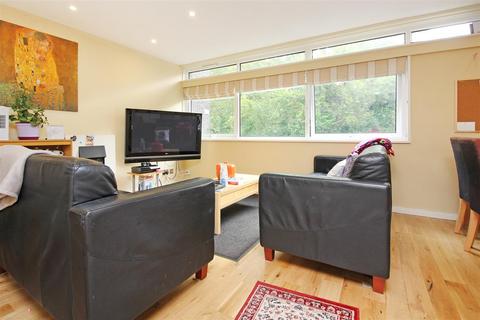 undefined, New Dover Road, Canterbury, Kent, CT1